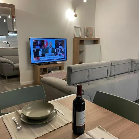 Pool House דירה קוסטה פרדיסו