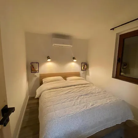 דירה Pool House קוסטה פרדיסו